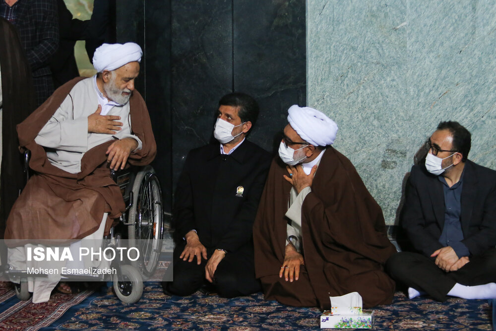 تصاویر: وداع با پیکر شهید حجت&zwnj;الاسلام محمد اصلانی در حرم رضوی