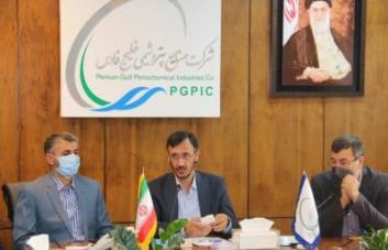 تاکید رییس هیات مدیره گروه صنایع پتروشیمی خلیج فارس بر افزایش همکاریهای این گروه با بانک تجارت تاکید رییس هیات مدیره گروه صنایع پتروشیمی خلیج فارس بر افزایش همکاریهای این گروه با بانک تجارت