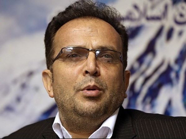 احتمال استیضاح امیرعبداللهیان به دلیل انتقادات از حامیان دولت از او چقدر است؟ / سخنگوی کمیسیون امنیت ملی مجلس: ممکن است از نظر برخی، نقدهایی بر روند مذاکرات وارد باشد اما جمعبندی ما این است که کار تا کنون خوب پیش رفته / خطابی که سپاه به امیرعبداللهیان داشته، درست و منطقی است / بحث سپاه، یکی از مطالبات بحق ما در مذاکرات است احتمال استیضاح امیرعبداللهیان به دلیل انتقادات از حامیان دولت از او چقدر است؟ / سخنگوی کمیسیون امنیت ملی مجلس: ممکن است از نظر برخی، نقدهایی بر روند مذاکرات وارد باشد اما جمعبندی ما این است که کار تا کنون خوب پیش رفته / خطابی که سپاه به امیرعبداللهیان داشته، درست و منطقی است / بحث سپاه، یکی از مطالبات بحق ما در مذاکرات است