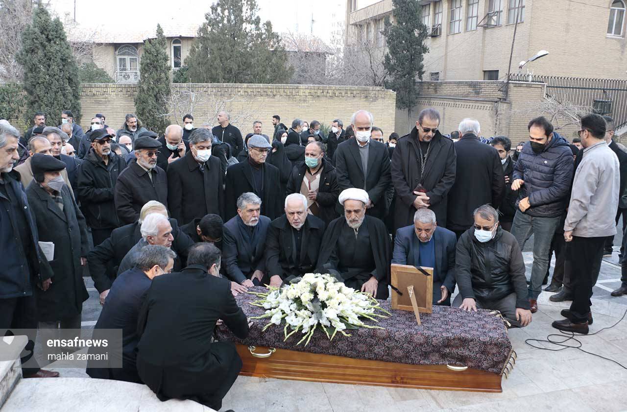 تصاویر: بدرقه مرحوم شبان شهیدی مودب از روزنامه اطلاعات
