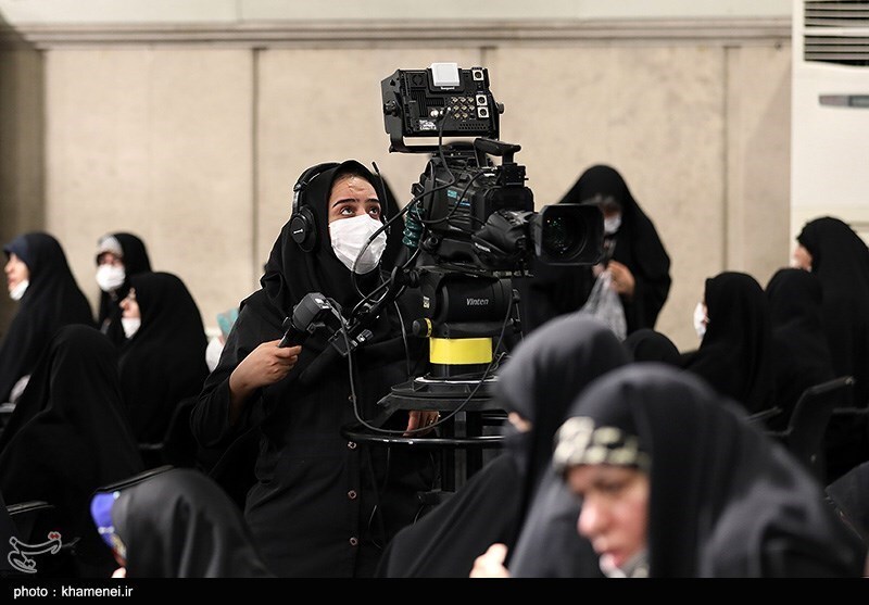 تصاویر: دیدار اقشار مختلف بانوان با مقام معظم رهبری
