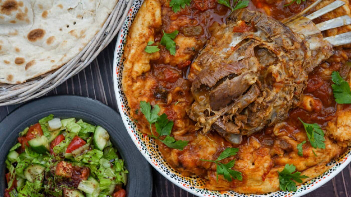 معرفی غذاهای معروف عراق، شکم گردی با غذاهای عربی