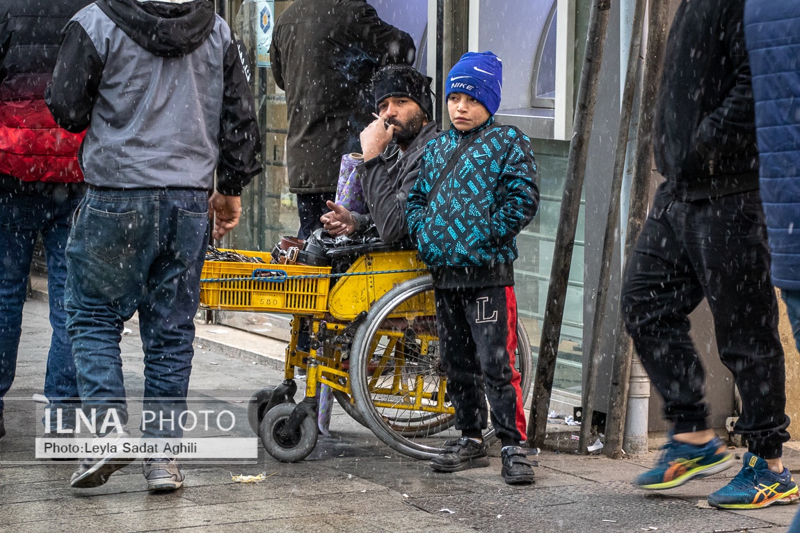 تصاویر: یک لقمه نان زیر صفر درجه