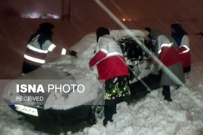 تصاویر: بارش سنگین برف در کوهرنگ چهارمحال و بختیاری