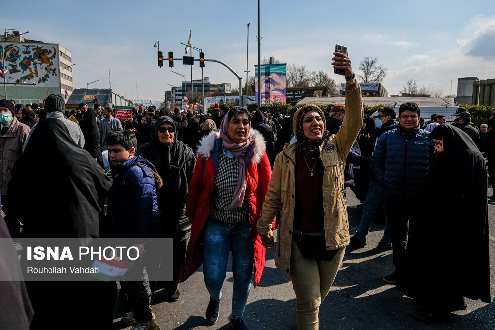 راهپیمایی ۲۲ بهمن در تهران