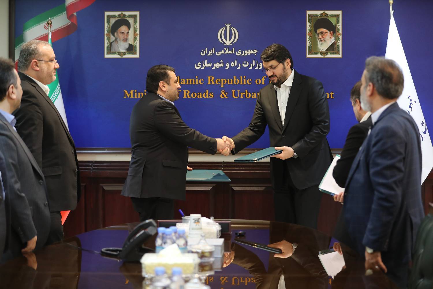 پرداخت تسهیلات ساخت۱۵۰ هزار واحد مسکونی نهضت ملی توسط بانک ملی ایران پرداخت تسهیلات ساخت۱۵۰ هزار واحد مسکونی نهضت ملی توسط بانک ملی ایران
