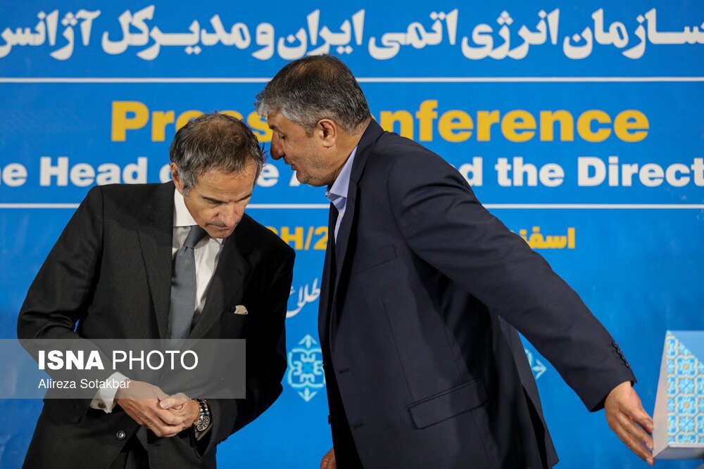 تصاویر: کنفرانس خبری رافائل گروسی و محمد اسلامی، رییس سازمان انرژی اتمی