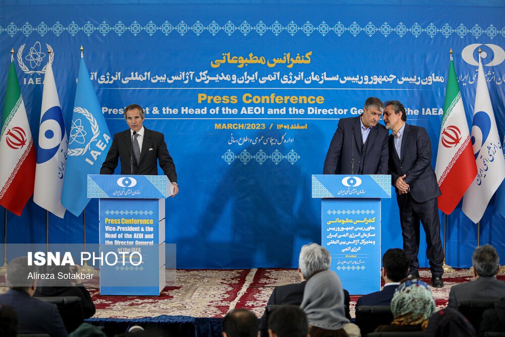 تصاویر: کنفرانس خبری رافائل گروسی و محمد اسلامی، رییس سازمان انرژی اتمی