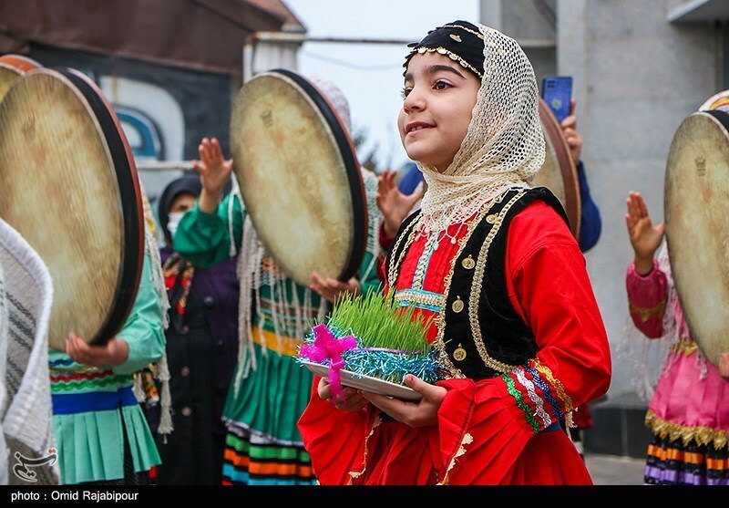 تصاویر: استقبال از نوروز با کارناوال شادی - کلاچای