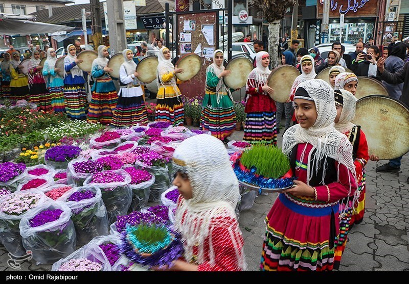 تصاویر: استقبال از نوروز با کارناوال شادی - کلاچای