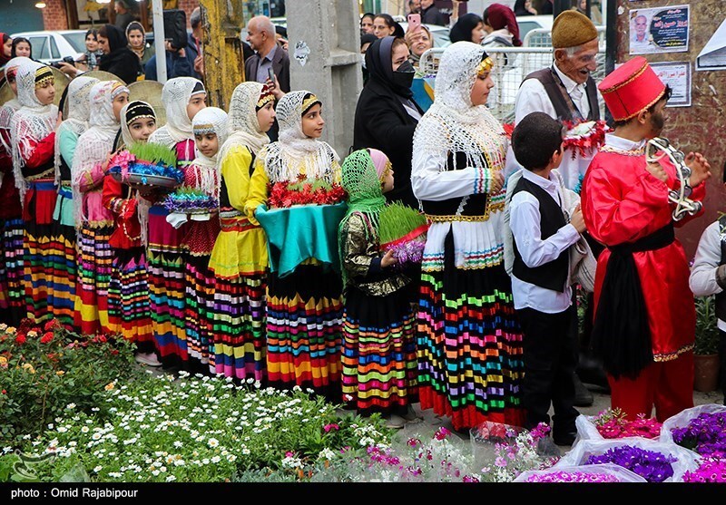 تصاویر: استقبال از نوروز با کارناوال شادی - کلاچای