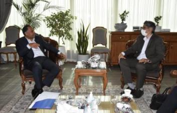 اخلاقی:همکاری با صنعت پتروشیمی، تخصص سازمانی بانک تجارت است/ محمودی: بانک تجارت در سختترین شرایط، پشتیبان پتروشیمی لردگان بود اخلاقی:همکاری با صنعت پتروشیمی، تخصص سازمانی بانک تجارت است/ محمودی: بانک تجارت در سختترین شرایط، پشتیبان پتروشیمی لردگان بود