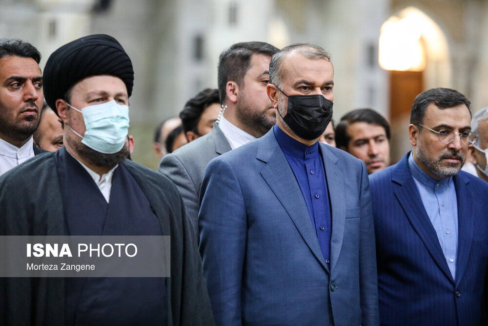 تصاویر: نشست &laquo;سیاست خارجی متوازن در مکتب امام خمینی (ره)&raquo; با حضور وزیر خارجه