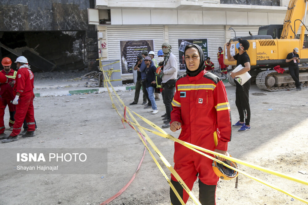 تصاویر: متروپل آبادان؛ نهمین روز پس از حادثه