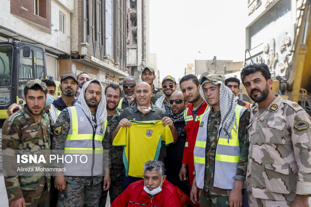 تصاویر: متروپل آبادان؛ نهمین روز پس از حادثه