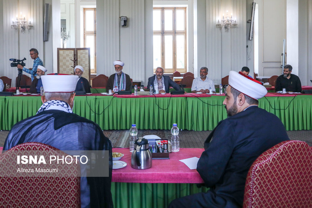 تصاویر: دیدار گروه&zwnj;های فلسطینی با امیر عبداللهیان به مناسبت سی&zwnj;وسومین سالگرد رحلت حضرت امام خمینی (ره)