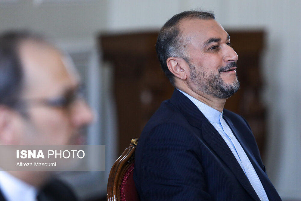 تصاویر: دیدار گروه&zwnj;های فلسطینی با امیر عبداللهیان به مناسبت سی&zwnj;وسومین سالگرد رحلت حضرت امام خمینی (ره)