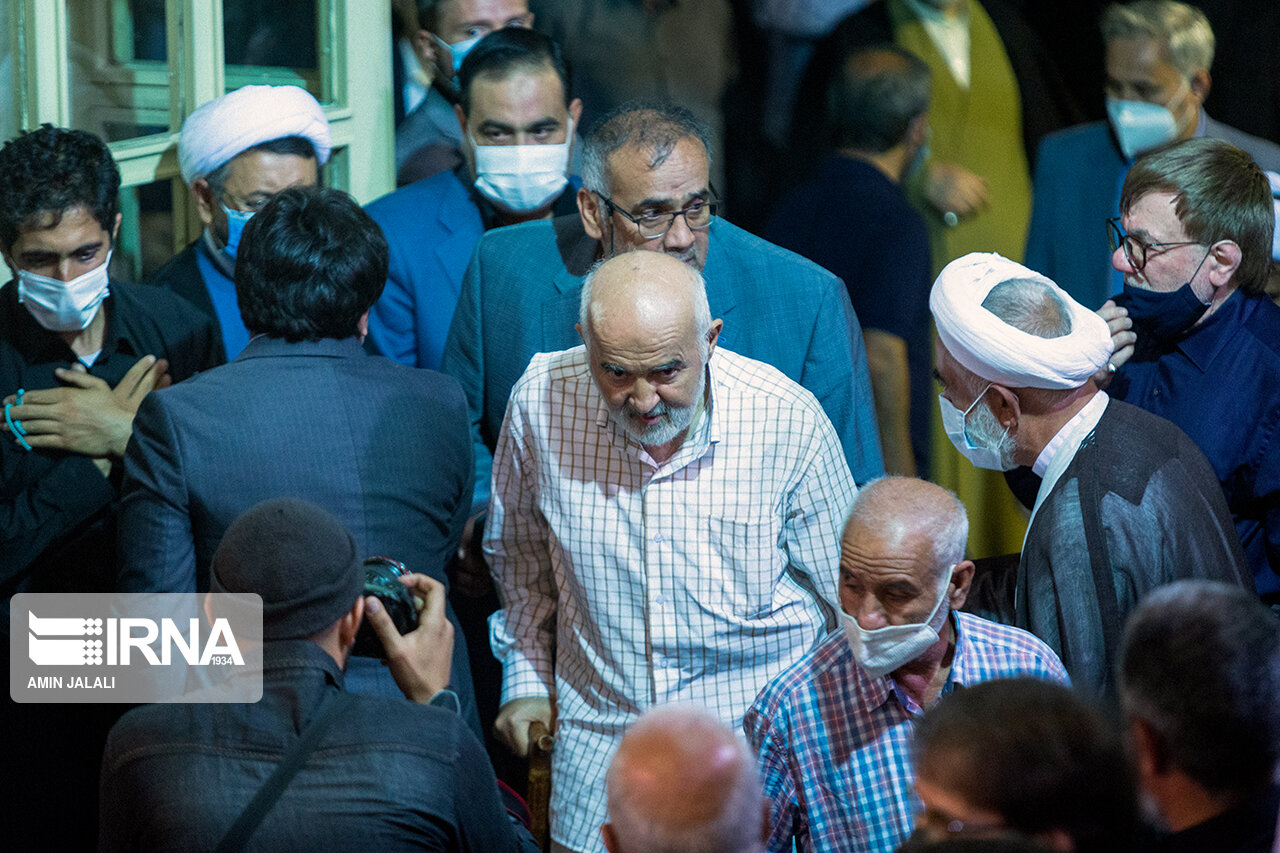 تصاویر: وداع با پیکر حجت الاسلام دعایی