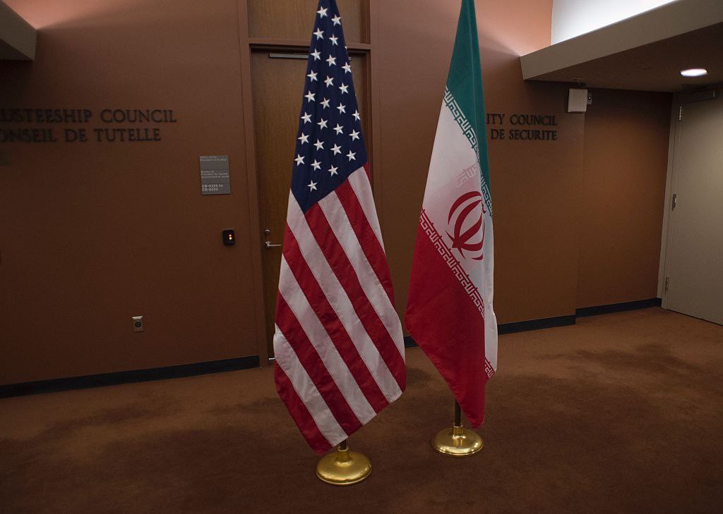 یک دیپلمات اروپایی: پیامهای جدید ایران قابل توجه نیست، فقط گفته بودند اگر قطعنامه را پس بگیرید، جلساتی برگزار میکنیم یک دیپلمات اروپایی: پیامهای جدید ایران قابل توجه نیست، فقط گفته بودند اگر قطعنامه را پس بگیرید، جلساتی برگزار میکنیم