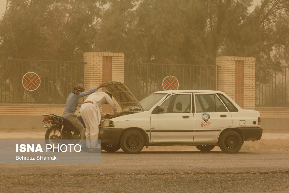 تصاویر: طوفان ۱۲۶ کیلومتر بر ساعت در زابل!