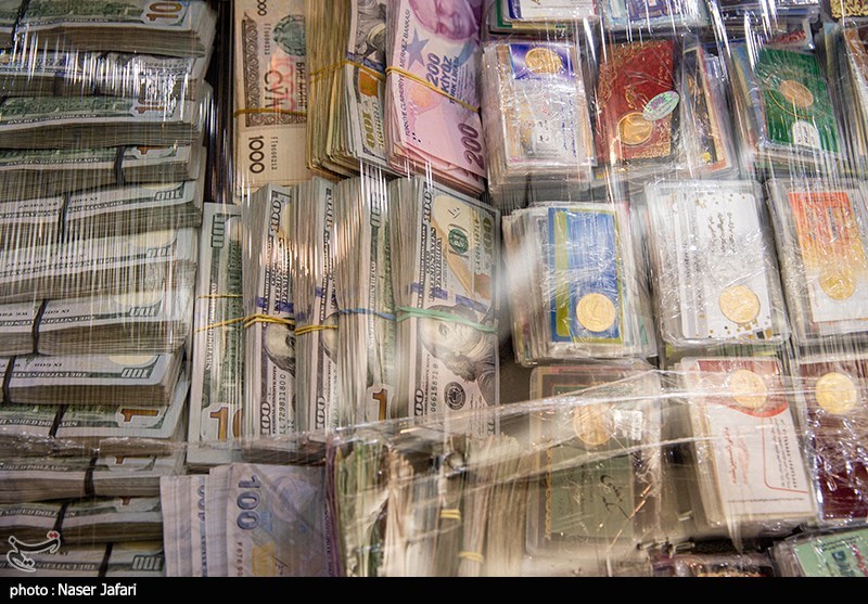 تصاویر: دستگیری سارقان صندوق امانات بانک ملی