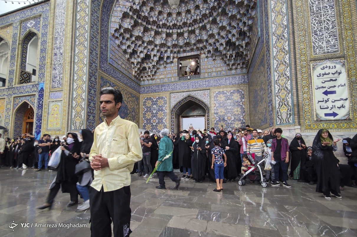 تصاویر: باران رحمت در شب میلاد امام رضا (ع)