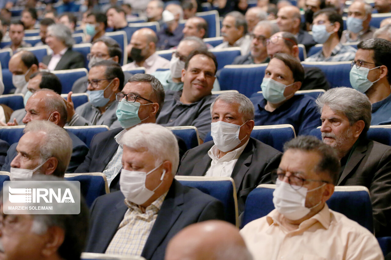 تصاویر: معارفه &laquo;سیدعباس صالحی&raquo;، مدیر جدید موسسه اطلاعات