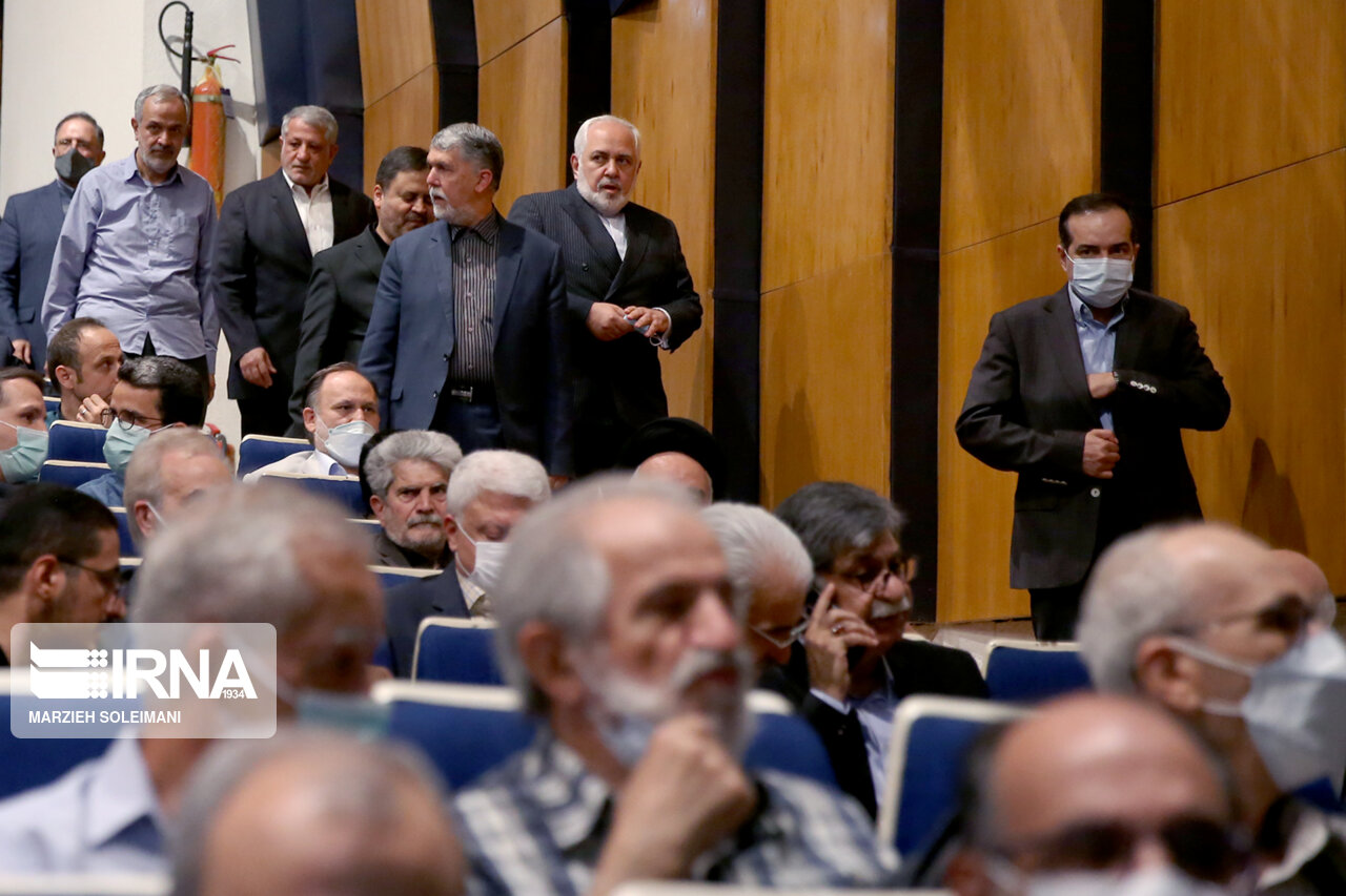 تصاویر: معارفه &laquo;سیدعباس صالحی&raquo;، مدیر جدید موسسه اطلاعات