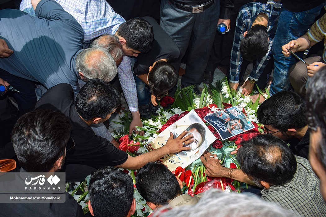 تصاویر: تشییع پیکر شهید &laquo;محمد عبدوس&raquo; در سمنان