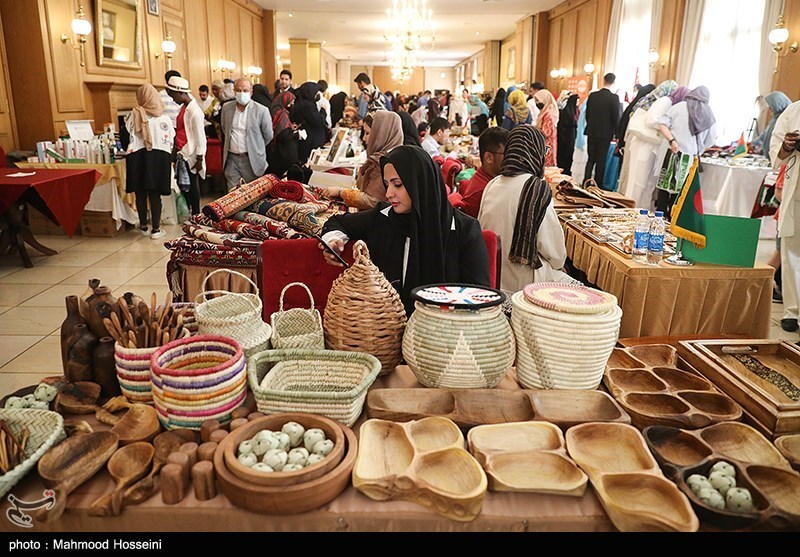 تصاویر: بازارچه خیریه بانوان دیپلمات