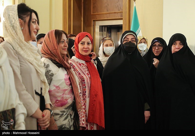 تصاویر: بازارچه خیریه بانوان دیپلمات