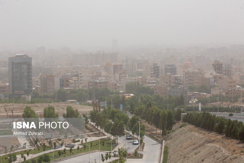 تصاویر: آلودگی شدید هوای شهر قم