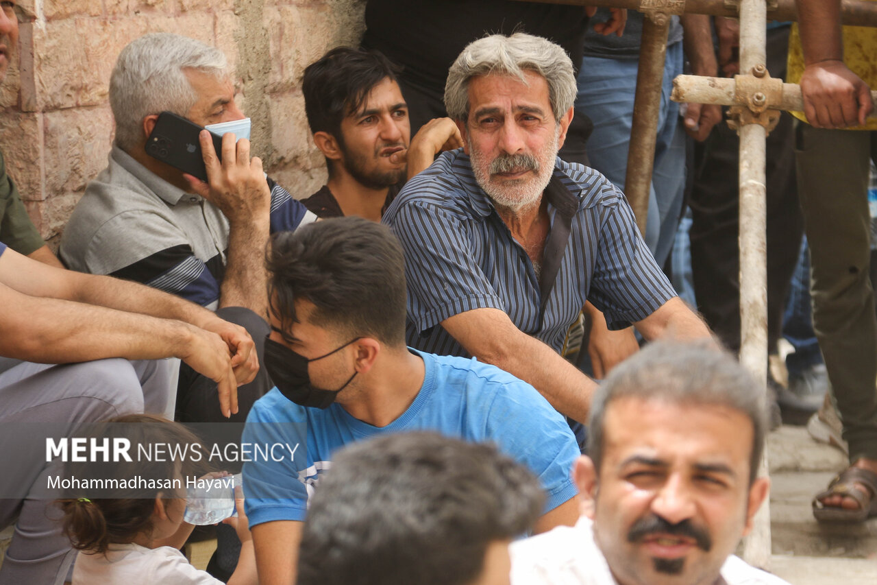تصاویر: ادامه آوار برداری ساختمان متروپل