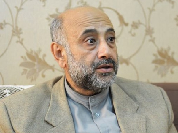 در جلسهای که با عبدالباقی داشتم، قسم خورد که یک کار را بدون ثبت اسناد رسمی و مجوزات قانونی انجام نمیدهد / لایه سخت زمین آبادان در عمق ۲۰ متری است؛ این یعنی ریسک سازههای با حجم بالا خیلی زیاد است / حادثه متروپل در اول صبح روزی رخ داد که شهر به علت گرد و خاک، نیمه تعطیل بود؛ اگر بعداز ظهر رخ میداد، نمیدانم باید شاهد چه تلفاتی میبودیم / نظام مهندسی مجوز ساختمان متروپل را برای ۶ طبقه داده بود در جلسهای که با عبدالباقی داشتم، قسم خورد که یک کار را بدون ثبت اسناد رسمی و مجوزات قانونی انجام نمیدهد / لایه سخت زمین آبادان در عمق ۲۰ متری است؛ این یعنی ریسک سازههای با حجم بالا خیلی زیاد است / حادثه متروپل در اول صبح روزی رخ داد که شهر به علت گرد و خاک، نیمه تعطیل بود؛ اگر بعداز ظهر رخ میداد، نمیدانم باید شاهد چه تلفاتی میبودیم / نظام مهندسی مجوز ساختمان متروپل را برای ۶ طبقه داده بود