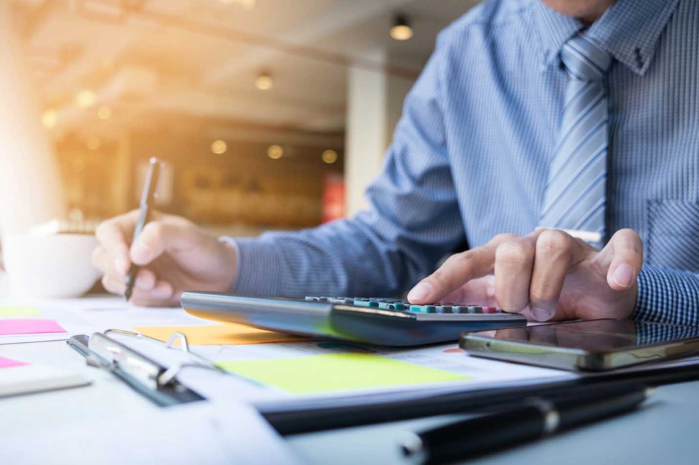 آنچه برای مدیریت مالی و حسابداری فروشگاه باید بدانید