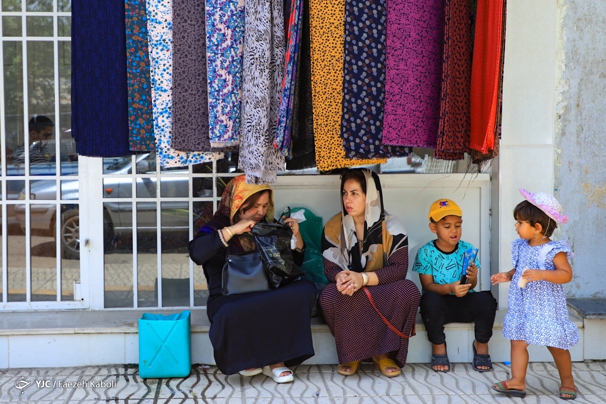 تصاویر: تکاپوی ترکمن ها در خرید عیدانه های قربان