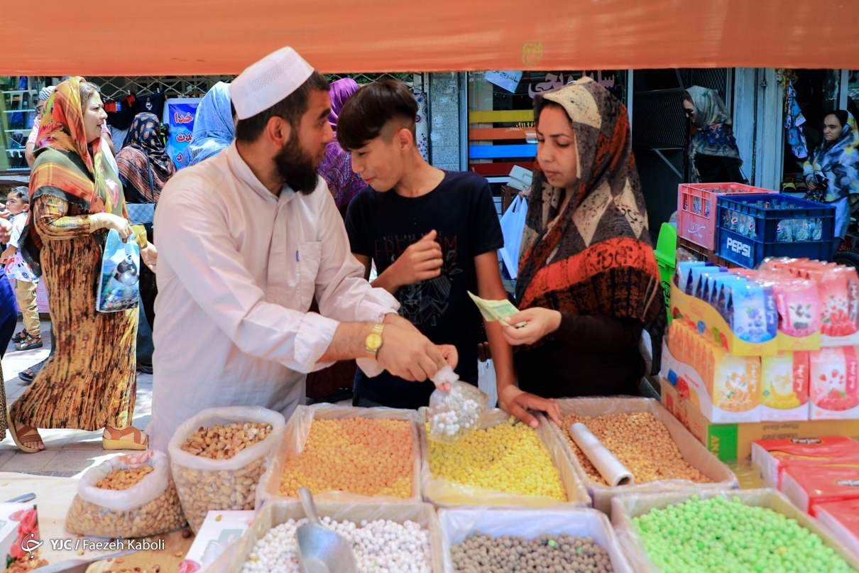 تصاویر: تکاپوی ترکمن ها در خرید عیدانه های قربان
