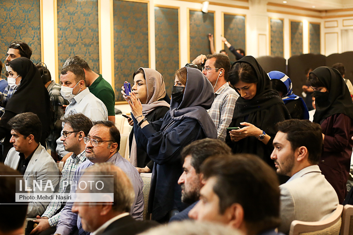 تصاویر: نشست خبری و امضای قراداد ساپینتو سرمربی جدید تیم استقلال تهران
