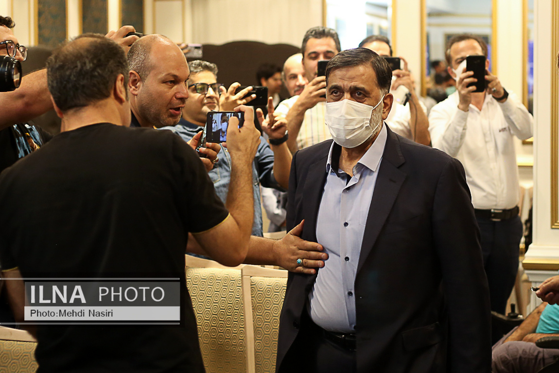 تصاویر: نشست خبری و امضای قراداد ساپینتو سرمربی جدید تیم استقلال تهران