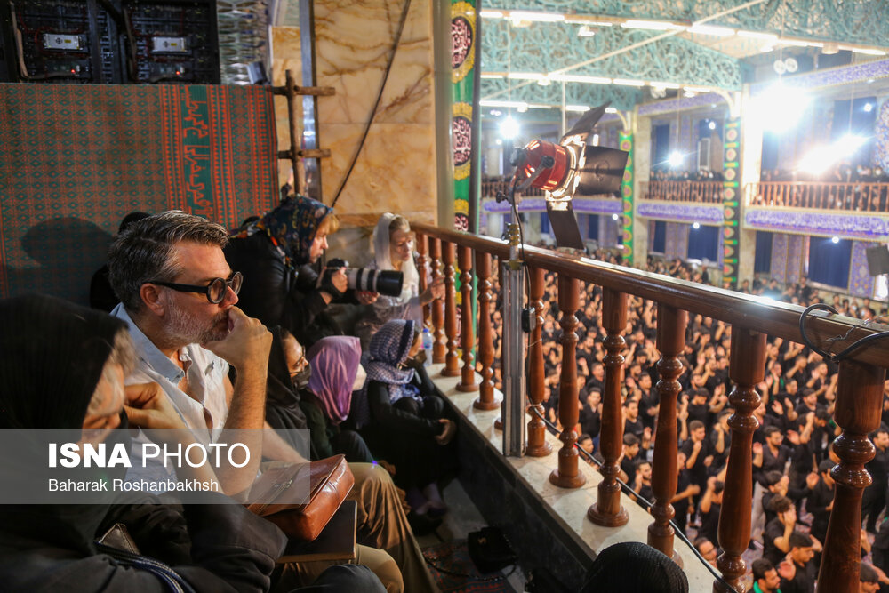 تصاویر: حضور گردشگران خارجی در آیین&zwnj;های محرم یزد