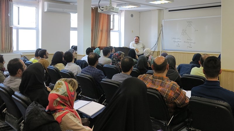 نخستین هنرستان فنی حرفه ای پسرانه غیردولتی فناوری مالی کشور افتتاح شد نخستین هنرستان فنی حرفه ای پسرانه غیردولتی فناوری مالی کشور افتتاح شد
