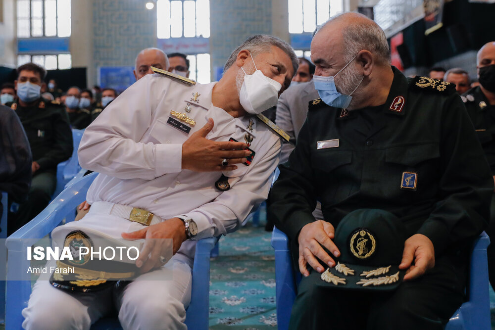 تصاویر: مراسم ختم پدر رییس سازمان بسیج مستضعفان