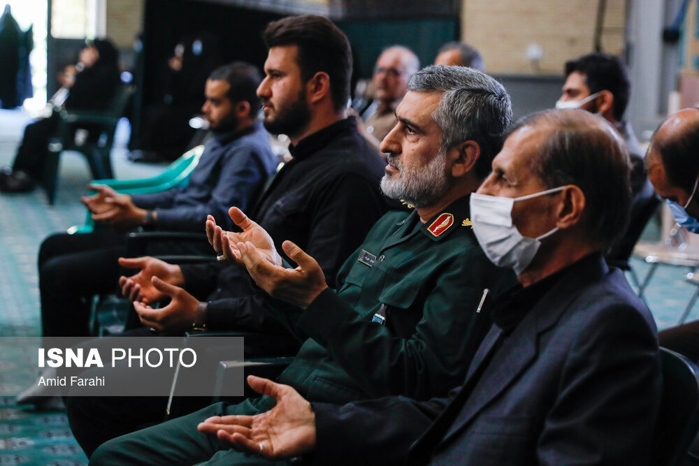 تصاویر: مراسم ختم پدر رییس سازمان بسیج مستضعفان