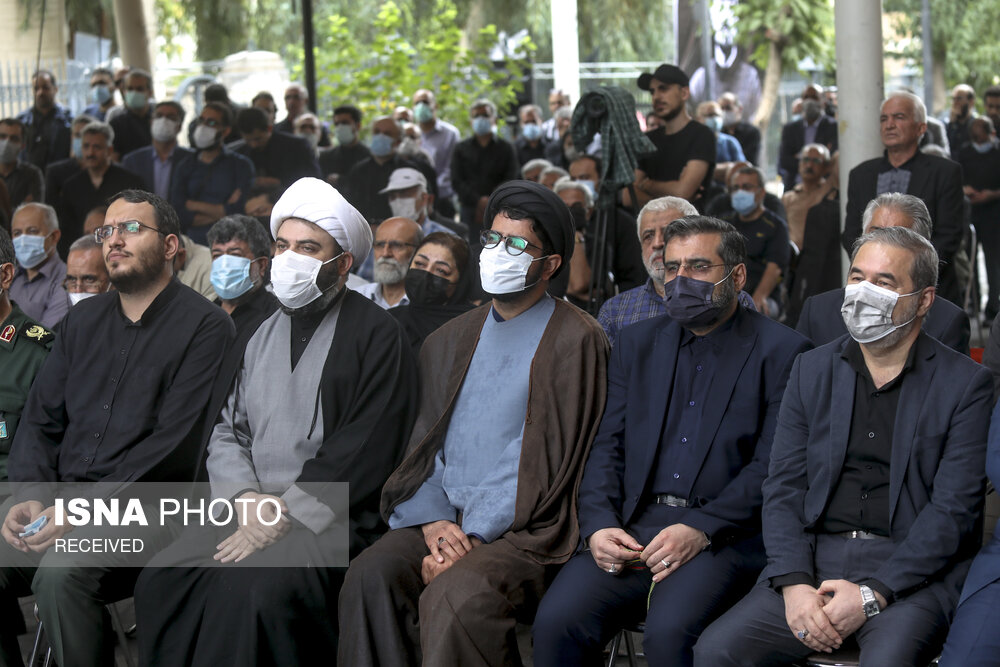 تصاویر: مراسم تشییع پیکر حبیب الله صادقی