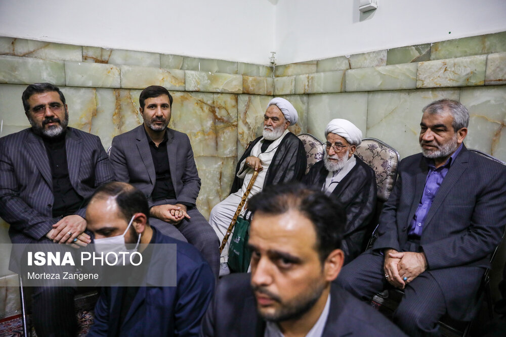 تصاویر: مجلس ترحیم &laquo;آیت الله ناصری&raquo; - مسجد ارگ تهران