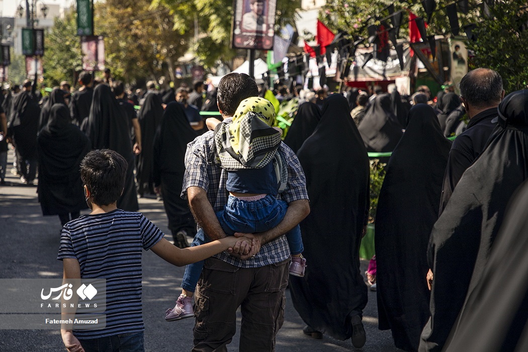 تصاویر: پیاده روی جاماندگان اربعین در تهران