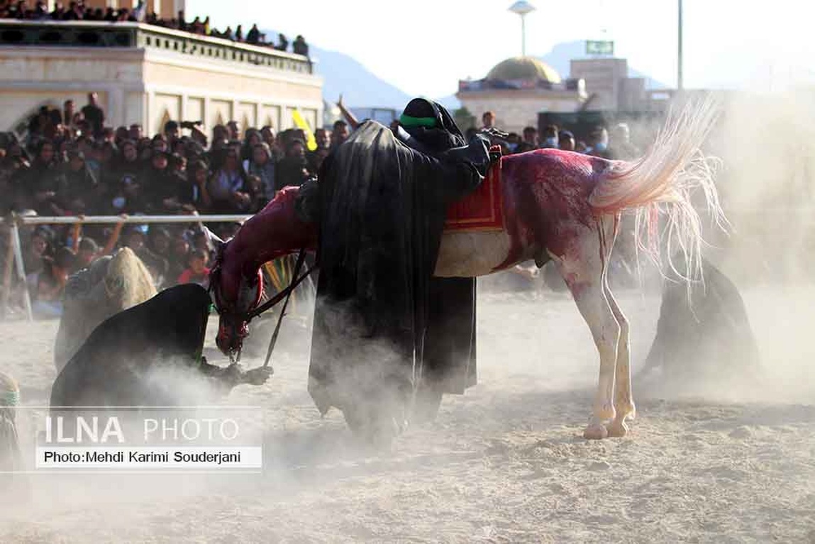 تصاویر: مقتل خوانی و نمایش همزمان تعزیه در امامزاده شاه کرم اصفهان