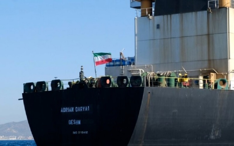 المنار: موافقت ایران با تأمین ۶۰۰ هزار تُن نفت سیاه برای لبنان المنار: موافقت ایران با تأمین ۶۰۰ هزار تُن نفت سیاه برای لبنان