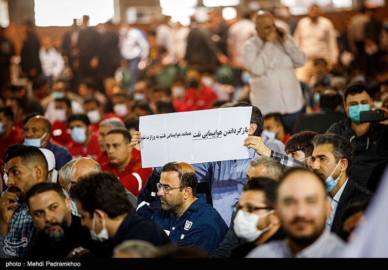 تصاویر: حواشی حضور وزیر نفت در نماز جمعه خوزستان