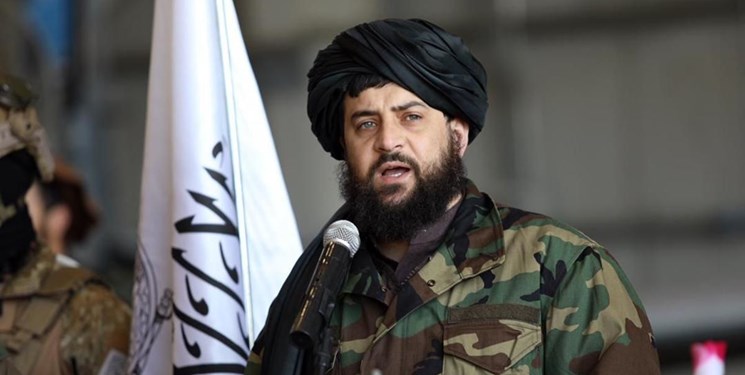 وزیر دفاع طالبان: آمریکا از حریم هوایی پاکستان به افغانستان حمله می‌کند